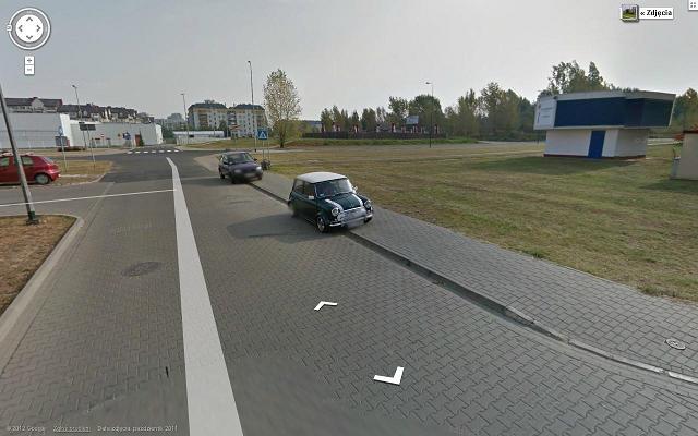 Mini na Google Street View 2.JPG