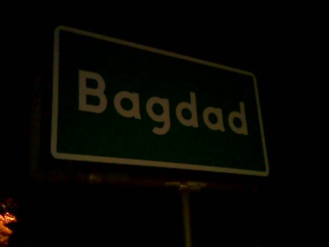 Bagdad by night.JPG