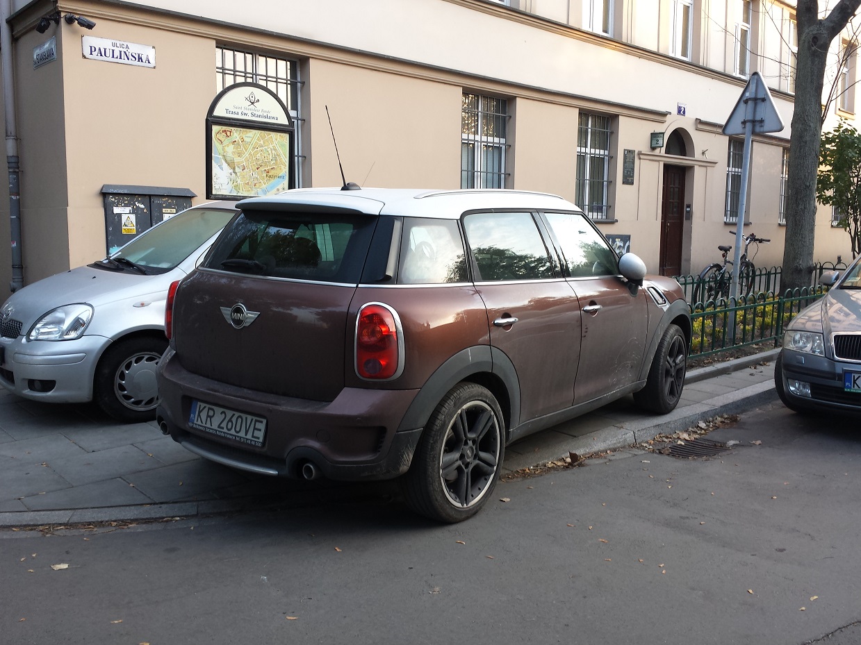 MINI COUNTRYMAN- ładna ale brudna (zew i wew) bestyjka..