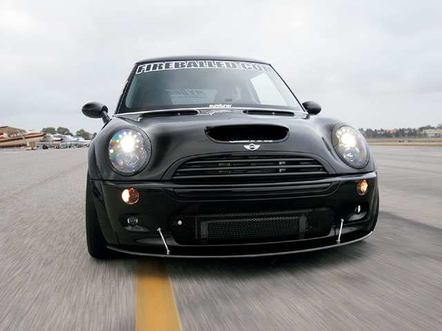 tuning-modifiye-siyah-mini-cooper-10.jpg