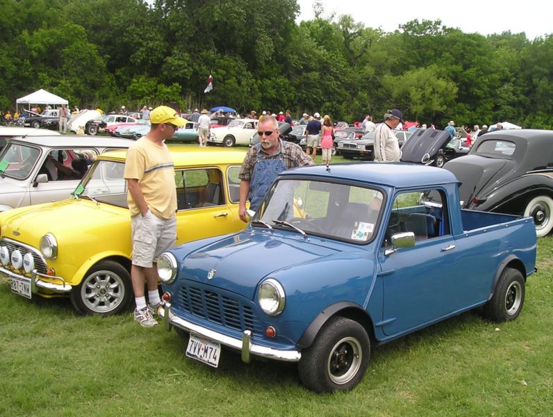 796px-Mini_pickup_truck.jpg